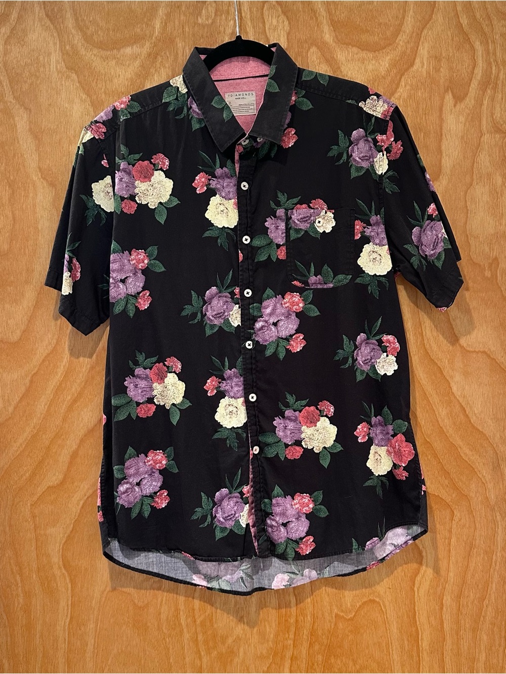 7 Diamonds Black Short-Sleeve Floral Button-Down Shirt